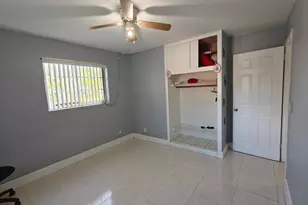 324 Mid Pines Rd, Palm Springs, FL 33461 - Photo 18