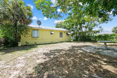 616 W 5th Street, Riviera Beach, FL 33404 - Photo 8
