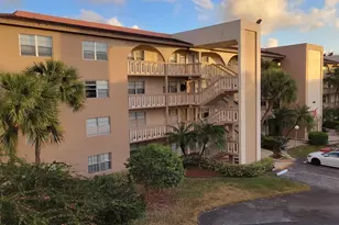 4401 Martinique Ct, Coconut Creek, FL 33066 - Photo 2