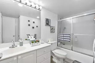 19380 Collins Ave, Sunny Isles Beach, FL 33160 - Photo 24