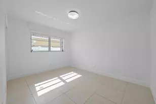 27 SE 6th St, Dania Beach, FL 33004 - Photo 6