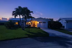 1707 SW 19th Ct, Boynton Beach, FL 33426 - Photo 2