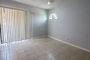 3725 Village Dr, Delray Beach, FL 33445 - Photo 8