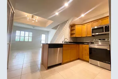 902 S Federal Highway #6, Lake Worth, FL 33460 - Photo 2