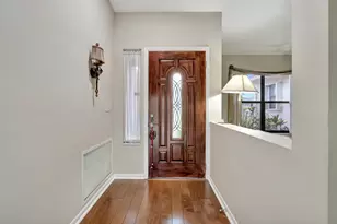 108 Lexington Dr, Royal Palm Beach, FL 33411 - Photo 2