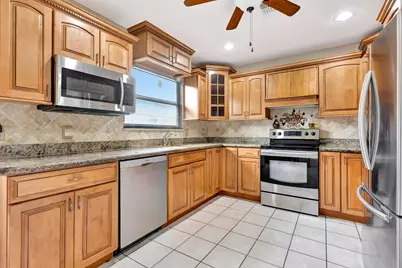 108 Lexington Drive, Royal Palm Beach, FL 33411 - Photo 18