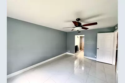 12600 SW 5th Court #109L, Pembroke Pines, FL 33027 - Photo 8