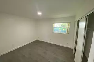850 SW 9th Ave, Hallandale Beach, FL 33009 - Photo 8