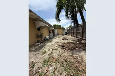 406 NE 18th Avenue, Pompano Beach, FL 33060 - Photo 4