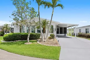 3612 Pebble Beach Ln, Port Saint Lucie, FL 34952 - Photo 2