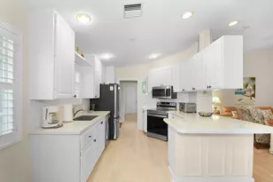 8557 SE Retreat Dr, Hobe Sound, FL 33455 - Photo 6