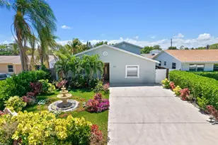 328 Hastings St, Boca Raton, FL 33487 - Photo 1