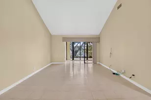 10884 Lake Front Pl, Boca Raton, FL 33498 - Photo 20