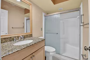 10884 Lake Front Pl, Boca Raton, FL 33498 - Photo 38