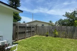 1320 NW 19th St, Fort Lauderdale, FL 33311 - Photo 24
