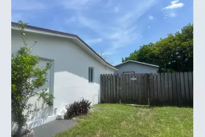 1320 NW 19th Street, Fort Lauderdale, FL 33311 - Photo 6
