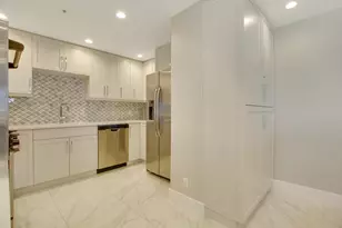 5280 N Ocean Dr, Singer Island, FL 33404 - Photo 44