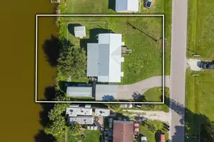 1221 Chobee St, Okeechobee, FL 34974 - Photo 2