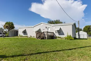 1221 Chobee St, Okeechobee, FL 34974 - Photo 1