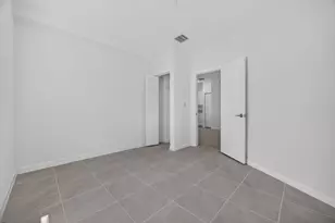 2444 SE 29th Dr, Homestead, FL 33035 - Photo 14
