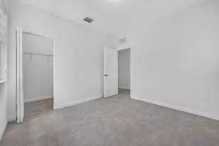 2444 SE 29th Dr, Homestead, FL 33035 - Photo 10