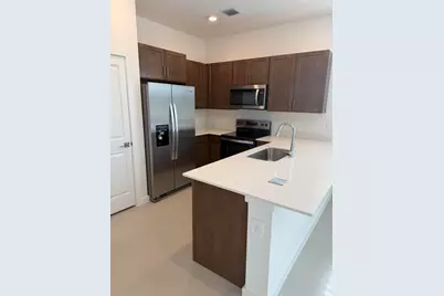147 Lakeside Landing Court, Royal Palm Beach, FL 33411 - Photo 6