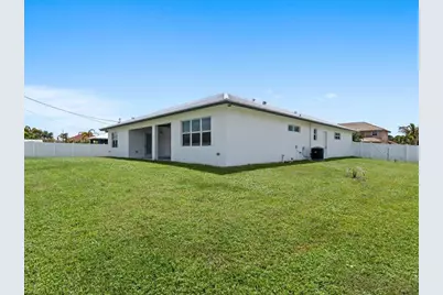 121 SW Sea Lion Road, Port Saint Lucie, FL 34953 - Photo 32