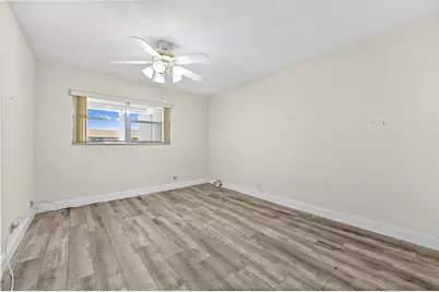 233 Monaco Boulevard E, Delray Beach, FL 33446 - Photo 8