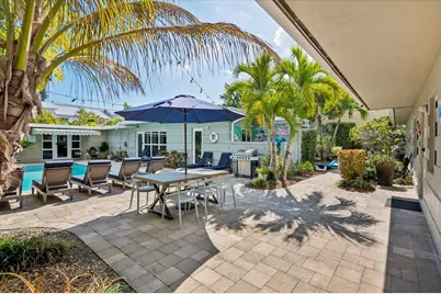 1123 NE 14th Avenue #1, Fort Lauderdale, FL 33304 - Photo 1