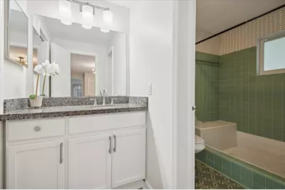 1123 NE 14th Avenue #1, Fort Lauderdale, FL 33304 - Photo 10