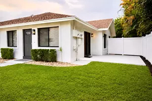 825 Dogwood Dr, Delray Beach, FL 33483 - Photo 8