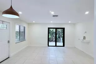 825 Dogwood Dr, Delray Beach, FL 33483 - Photo 6