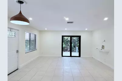 825 Dogwood Drive #B, Delray Beach, FL 33483 - Photo 6