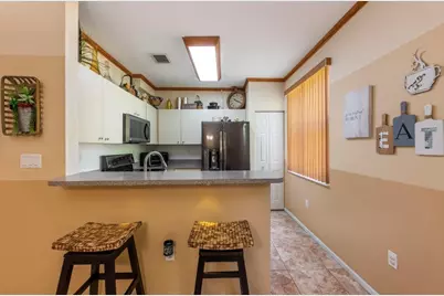 116 S Palm Villas Way, Palm Springs, FL 33461 - Photo 6