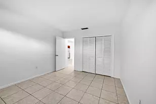 199 SW 15th St, Boca Raton, FL 33432 - Photo 18