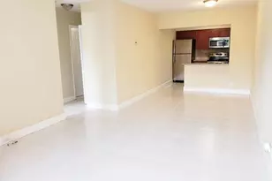 190 NE 40th St, Oakland Park, FL 33334 - Photo 1