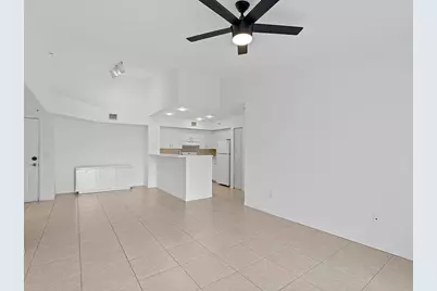 135 Yacht Club Way #305, Hypoluxo, FL 33462 - Photo 8