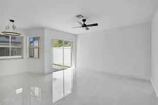 9740 SW 14th St, Pembroke Pines, FL 33025 - Photo 8
