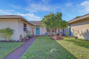 5140 Laird Ln, Jupiter, FL 33458 - Photo 4