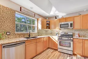 5140 Laird Ln, Jupiter, FL 33458 - Photo 12