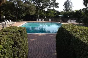 618 NW 13th St, Boca Raton, FL 33486 - Photo 2
