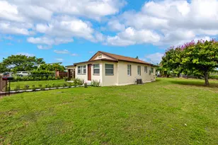 546 NW 5th Ave, Homestead, FL 33030 - Photo 2