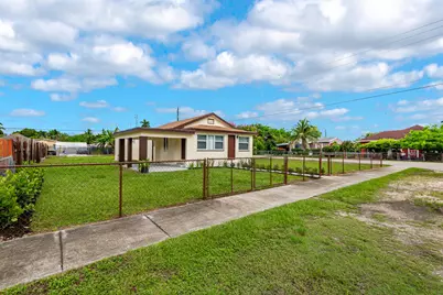 546 NW 5th Avenue, Homestead, FL 33030 - Photo 4