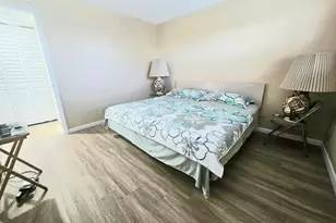5860 NW 44th St, Lauderhill, FL 33319 - Photo 8