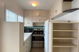 1020 NE 3rd St, Fort Lauderdale, FL 33301 - Photo 8