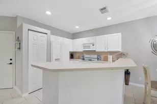 13804 Creston Pl, Wellington, FL 33414 - Photo 14