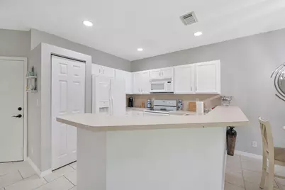 13804 Creston Place, Wellington, FL 33414 - Photo 14