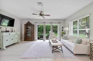 13804 Creston Pl, Wellington, FL 33414 - Photo 6
