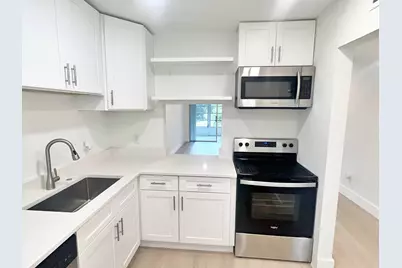 6000 NW 64th Avenue #303, Tamarac, FL 33319 - Photo 2
