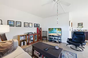 387 Flanders I, Delray Beach, FL 33484 - Photo 4